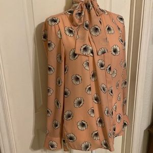Beautiful Ann Taylor floral blouse-Size Small (4/6)